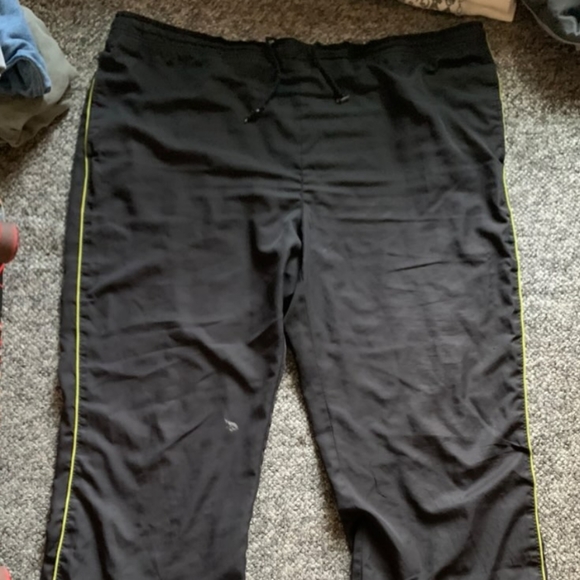 XL baggy track pants - Picture 2 of 4